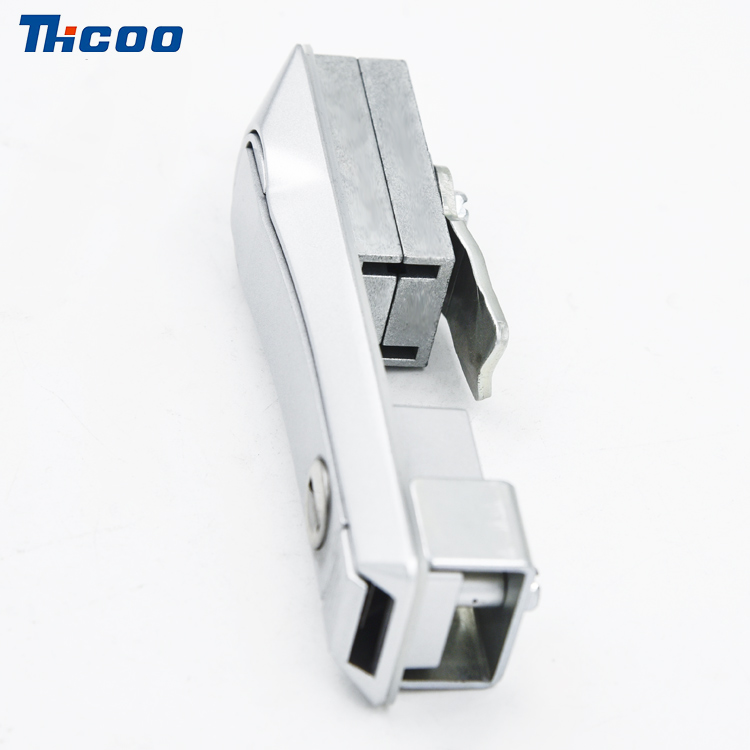 Pressione para abrir o Rocker Lock-A7151