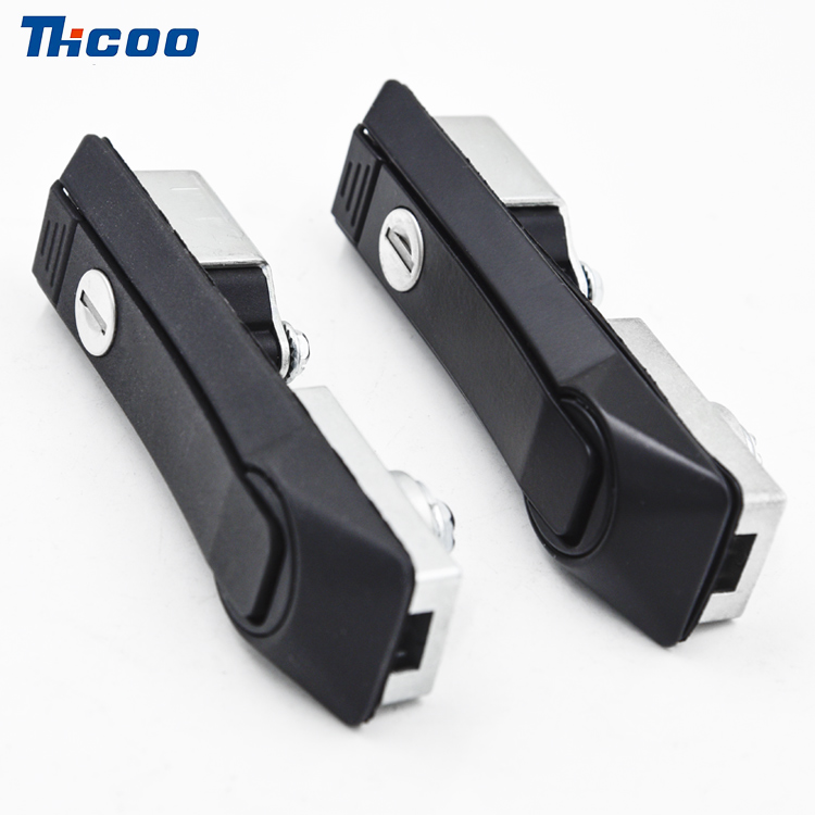 Pressione para abrir o Rocker Lock-A7152