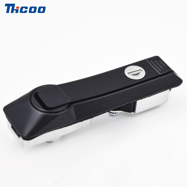 Pressione para abrir o Rocker Lock-A7152